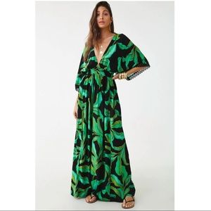 NWT 🍃TROPICAL PALM LEAF MAXI DRESS 🍃